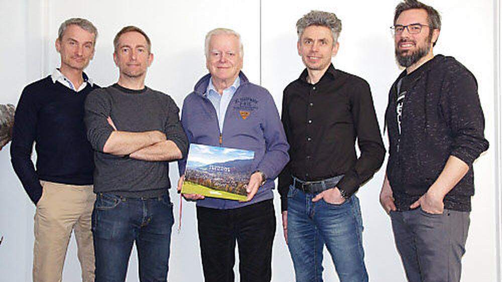 Köpfe hinter dem Buch: Werner Flieser, Michael Gletthofer, Heinz Veitschegger, Oliver Königshofer, Thomas Baumann