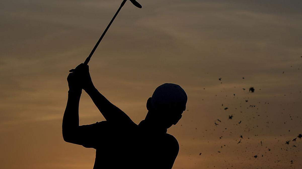 Bernd Wiesberger im Sonnenaufgang von Abu Dhabi