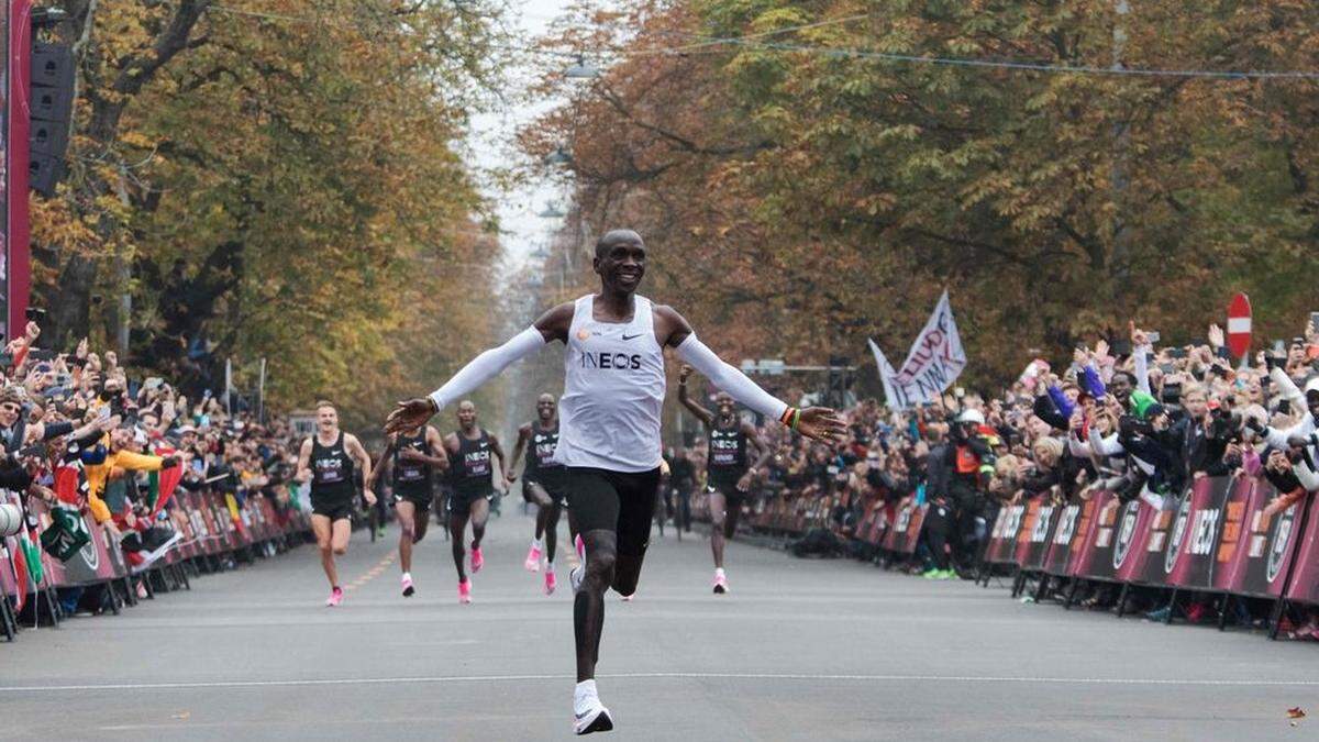 Eliud Kipchoge flog in Wien regelrecht zum Rekord 