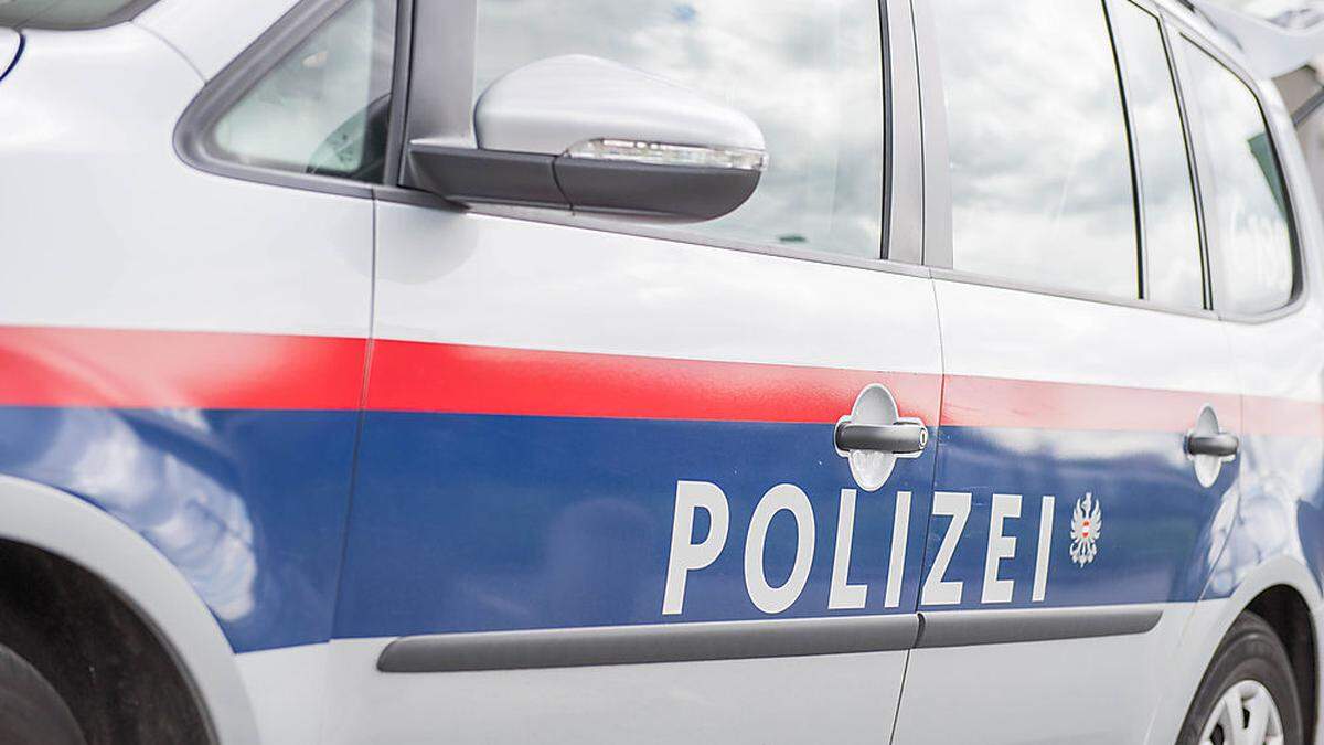 Die Polizei fahndet nach den Autoeinbrechern