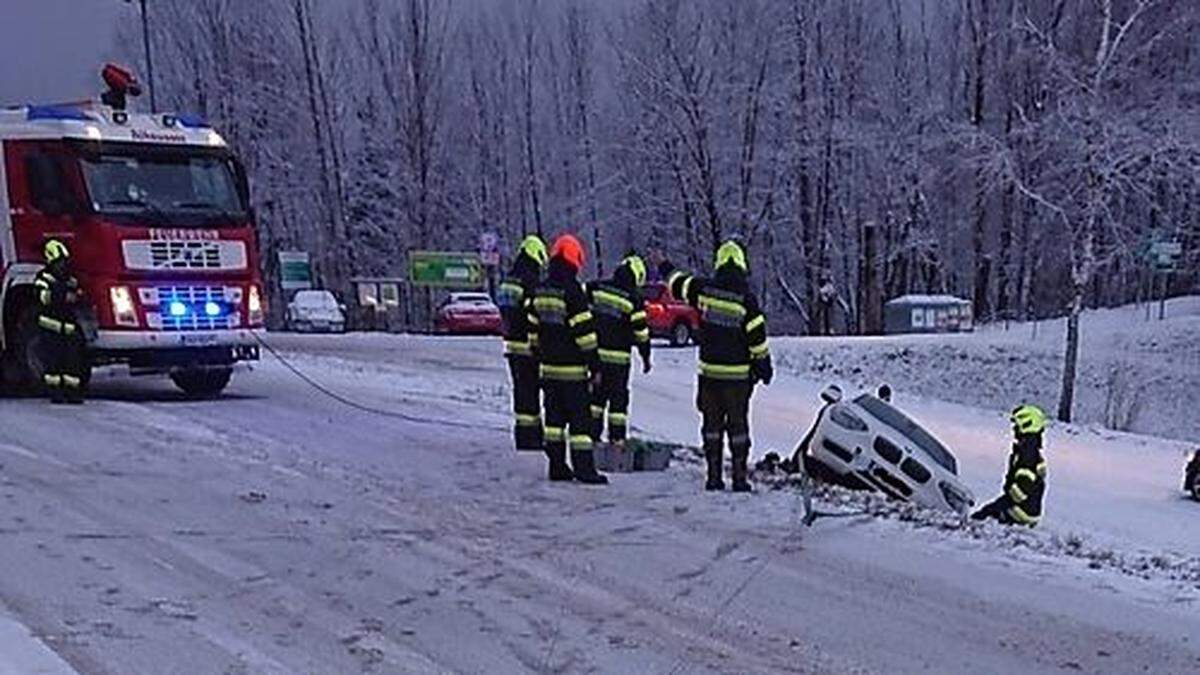 Die Feuerwehr rückte mit 20 Mann an