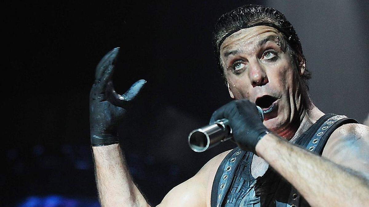 Till Lindemann bei einem Rammstein-Konzert 
