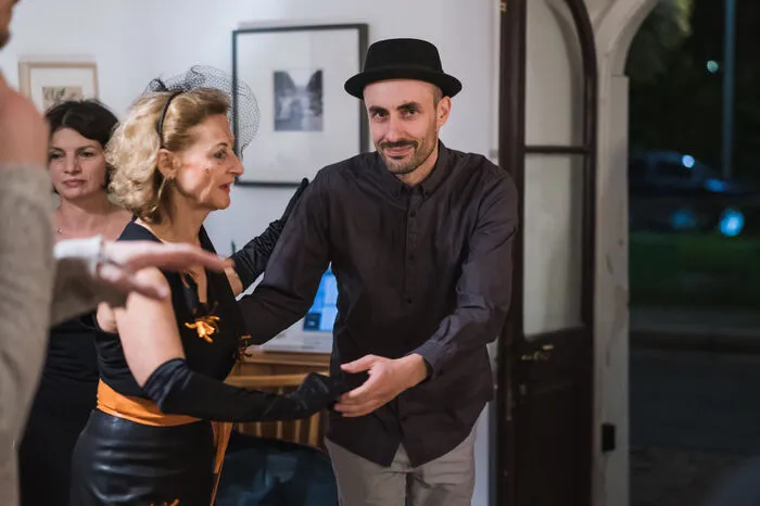 Mehr Fotos vom Halloween-Swing im Lokal "Omas Teekanne"...
