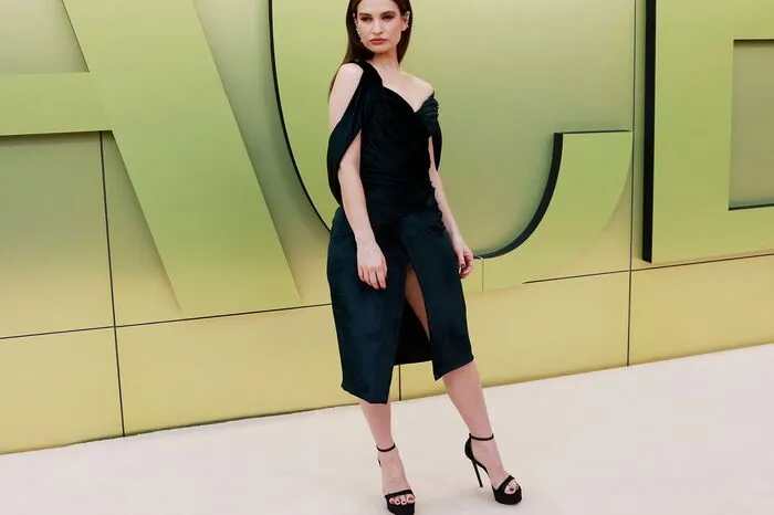 ...und Schauspielerin Lily James.