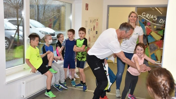 Die Schulsportveranstaltung „Sumiday@School“ für steirische Volksschulen war am 5. April an der Volksschule Frojach-Katsch zu Gast.