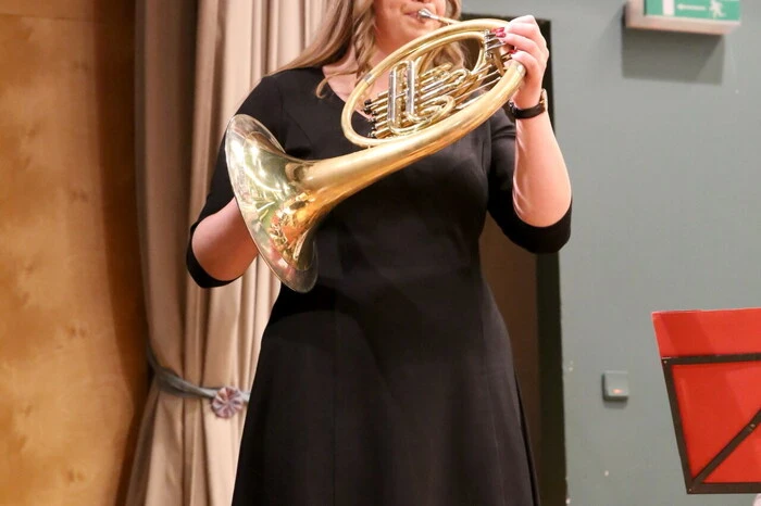 ... sowie Eva Zechner (Waldhorn).
