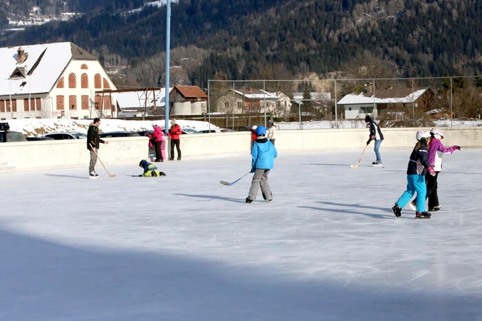 „An den Kärntner Seen sind mir zu große Menschenansammlungen. Hier in Friesach ist alles überschaubar“, sagte ein Familienvater aus Ingolsthal, der mit seinen beiden Sprösslingen aus dem Metnitztal angereist kam. 