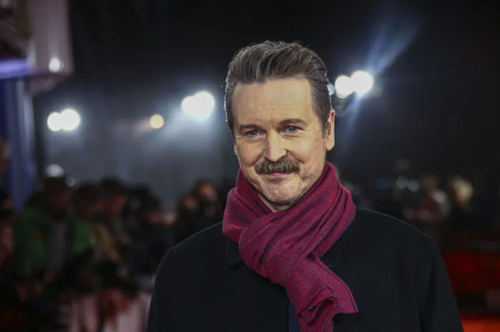 Regie führte dieses Mal Matt Reeves, der schon kurz nach der London-Premiere die Fortsetzung angekündigt hatte. Das wird freilich auch von den Besuchszahlen abhängen.