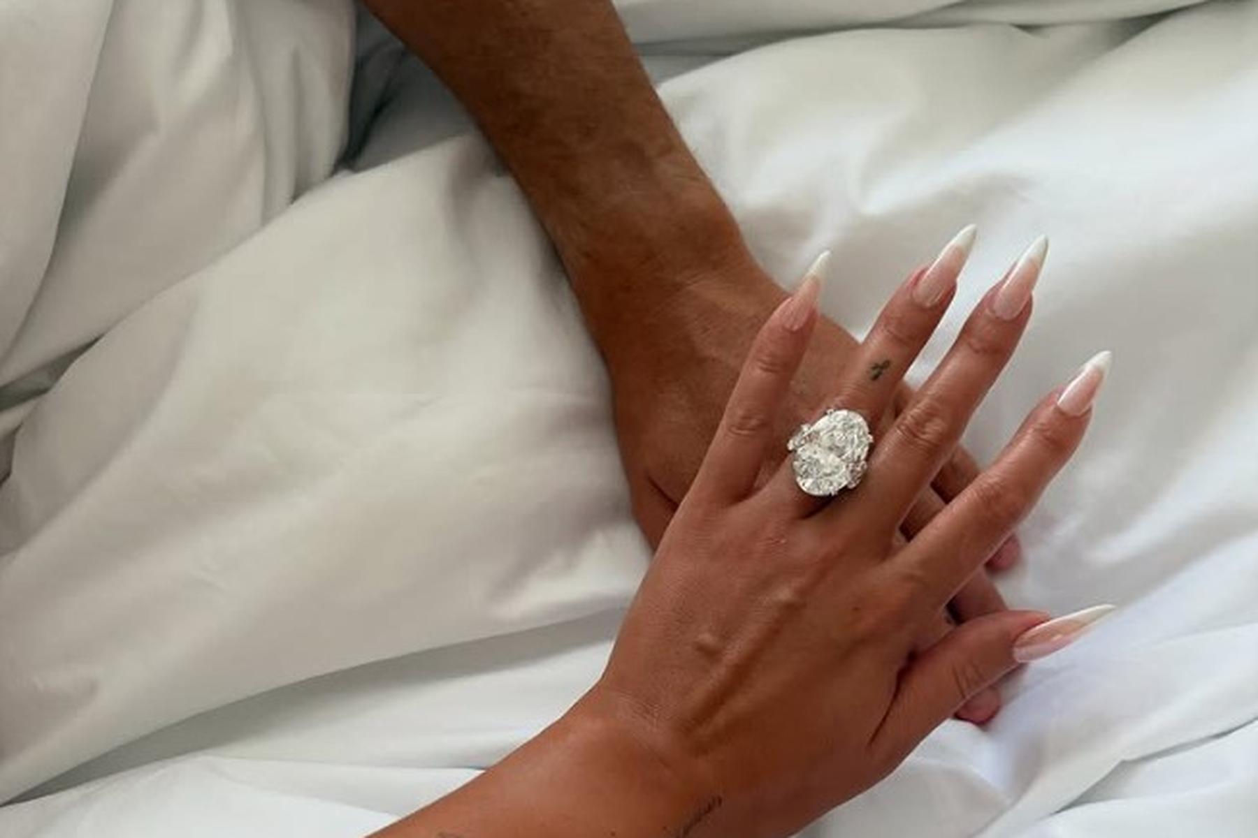 Riesiger Diamantring! Cristiano Ronaldo hat sich mit seiner Georgina verlobt
