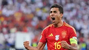Spain v Germany - UEFA EURO, EM, Europameisterschaft,Fussball 2024 - Quarter Final - Stuttgart Arena Spains Rodri celebrates their sides victory in the UEFA Euro 2024, quarter-final match at the Stuttgart Arena in Stuttgart, Germany. Picture date: Friday July 5, 2024. Use subject to restrictions. Editorial use only, no commercial use without prior consent from rights holder. PUBLICATIONxNOTxINxUKxIRL Copyright: xBradleyxCollyerx 76760025