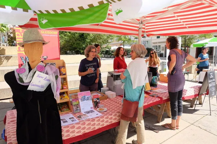 Der Weltladen Gleisdorf war mit "Coffee for future" und fair gehandelter Mode mit dabei.