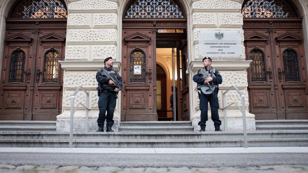 Dauerpräsenz: Schon 13 Verhandlungstage verbrachten die Geschworenen beim Jihadisten-Prozess am Straflandesgericht in Graz