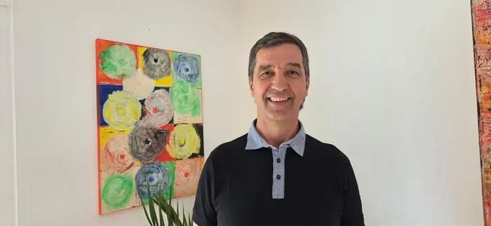 Der Vater einer Tochter würde sich mehr Männer wünschen, die sich ehrenamtlich bei der Pflegenahversorgung engagieren