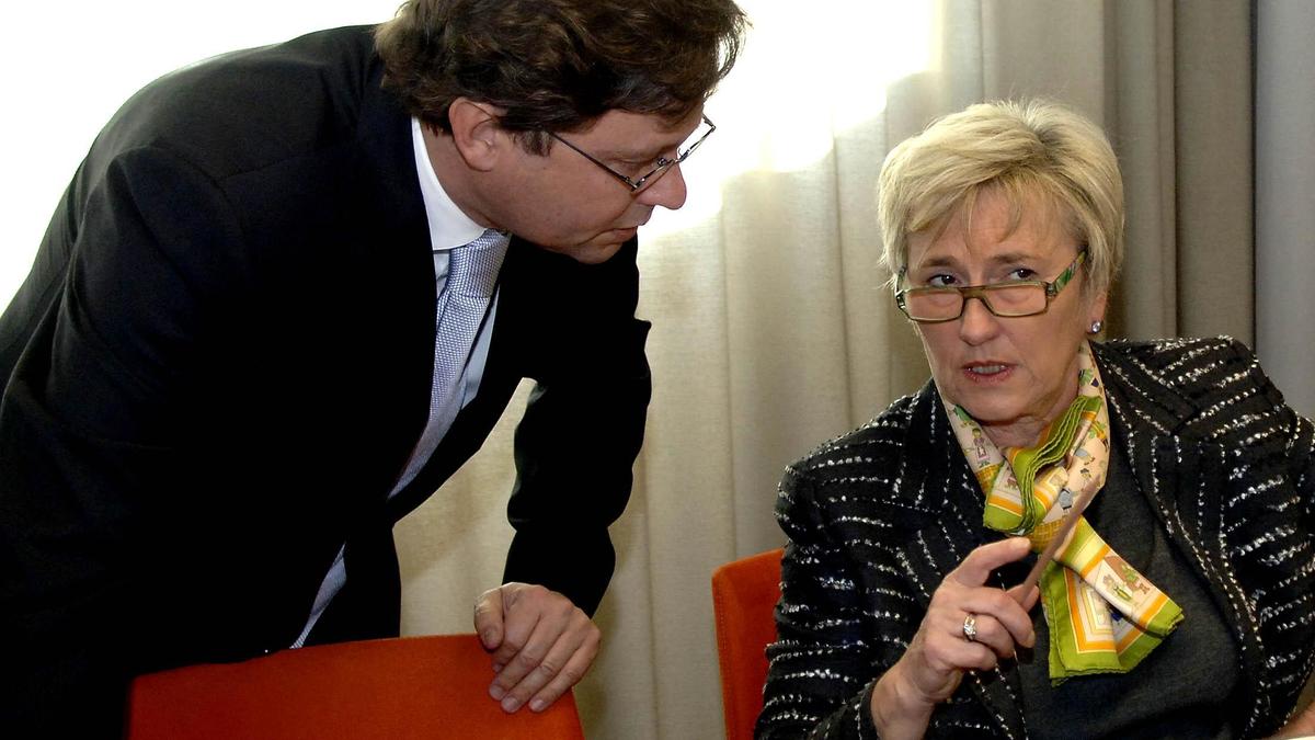 Monika Lindner mit ihrem Nachfolger Alexander Wrabetz (Archivbild 2006)