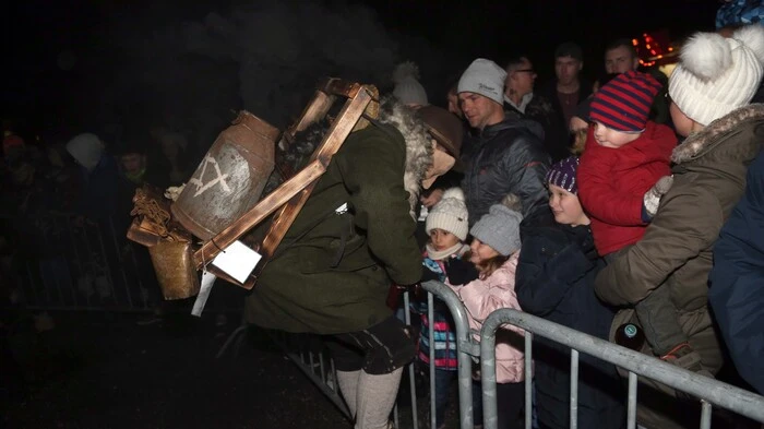 Krampuslauf am Parkplatz der Bergbahnen Dreiländereck in Arnoldstein