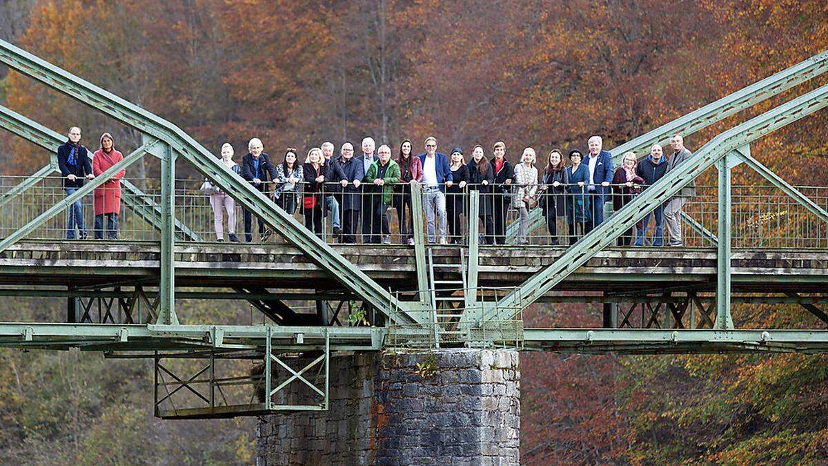 Die Brücke prägt seit 124 Jahren das Ortsbild des ehemaligen Industrieortes Lippitzbach