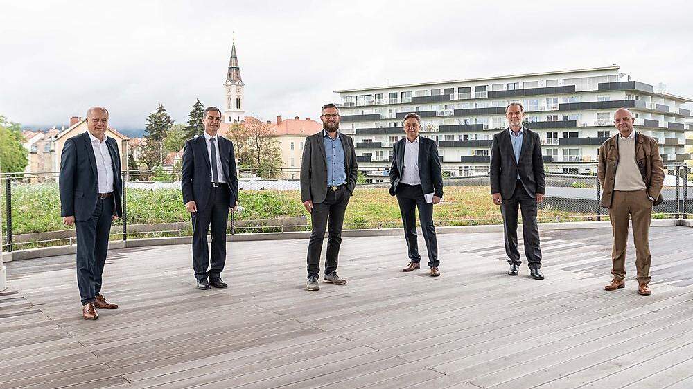 v. l. n. r.: Landesrat Hans Seitinger (ÖVP), Wolfgang Dolesch (SPÖ), Robert Reif (Neos), Lambert Schönleitner (Grüne), Gerald Deutschmann (FPÖ), Werner Murgg (KPÖ)
