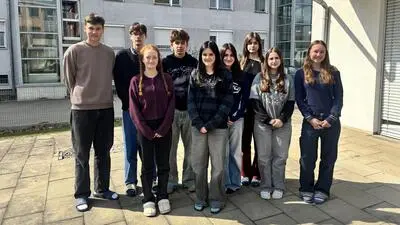 Mehr als die Hälfte der Zeit haben die Schülerinnen und Schüler der 6C des Alten Gymnasiums Leoben schon geschafft