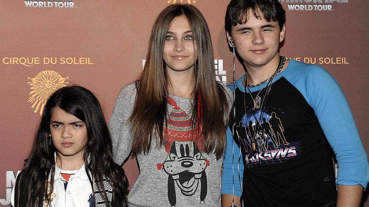 Blanket Jackson, Paris Jackson, und Prince Michael Jackson auf einer Aufnahme von 2012