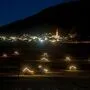Am Wochenende erstrahlten in Obertilliach erstmals 20 Schupfen	