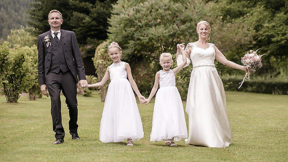 Familie Leopold am Tag ihrer Hochzeit 