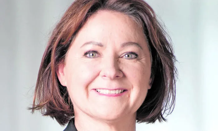 Maria Fradler, Kaufmännische Direktorin