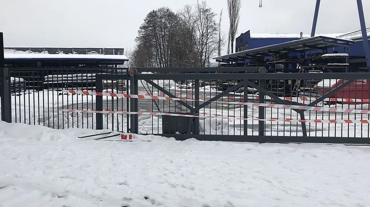 Trauerkerzen vor dem Unglücksort