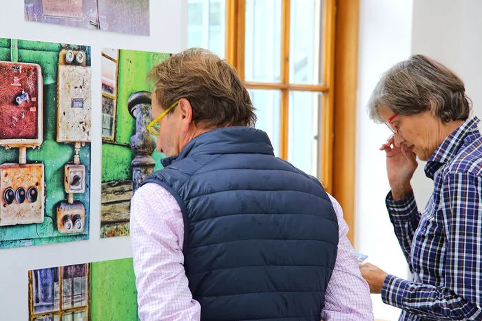 Auch die Fotoausstellung "Die Zeit malt" und die Industriekultur-Ausstellung "Wandel mit Wirkung" sind Teil des Industriekulturfestivals und wurden ebenfalls am Samstag eröffnet.