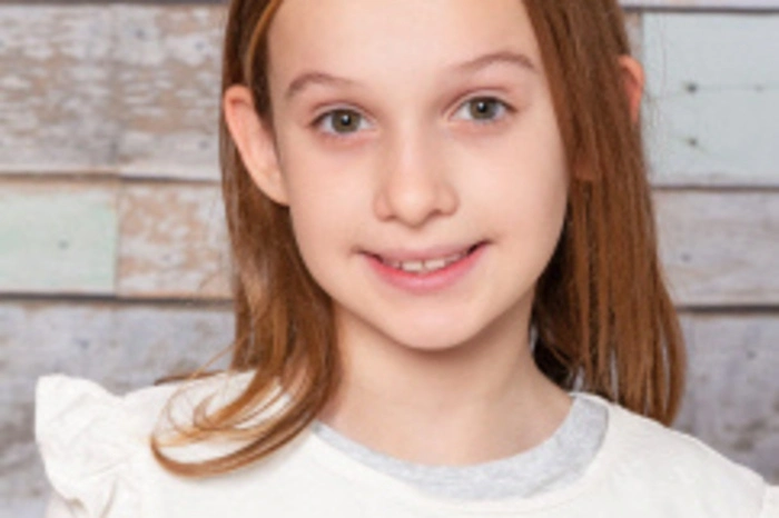 Die junge Künstlerin Hanna Bešic hofft nämlich, dass es am Weihnachtsabend schneit.