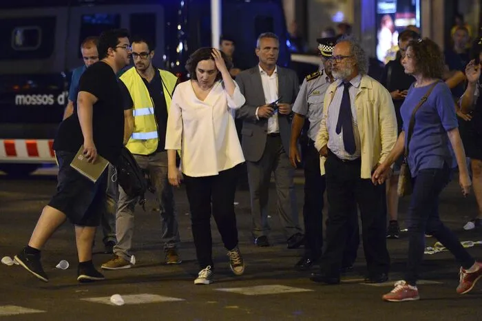 Die Terrororganisation "Islamischer Staat" (IS) übernahm die Verantwortung für den Anschlag. Im Bild: Barcelonas Bürgermeisterin Ada Colau. 