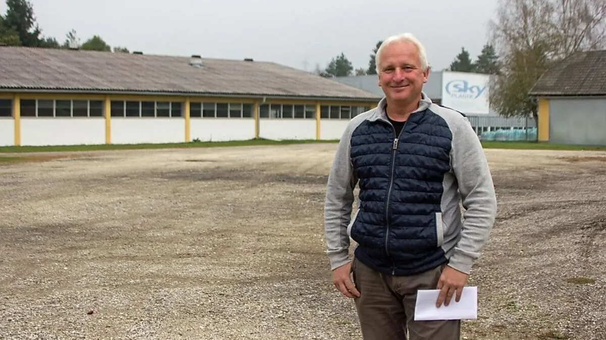 Ernst Krispel ist der neue Besitzer des Kabonhofes in Dürrenmoos. Er veranstaltet den Flohmarkt