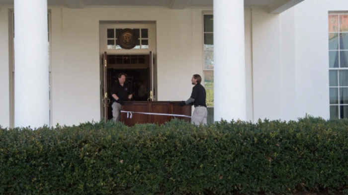Die Umzugswägen sind in den letzten Tagen vor dem Weißen Haus vorgefahren. Immerhin verlässt nicht nur Barack Obama das Amt, auch seine Familie verlässt das Haus, das in den letzten acht Jahren ihr Zuhause war.