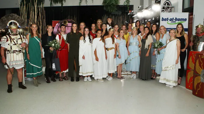Gruppenfoto mit den Spielerinnen des gerade in Linz laufenden WTA-Turniers Upper Austria Ladies
