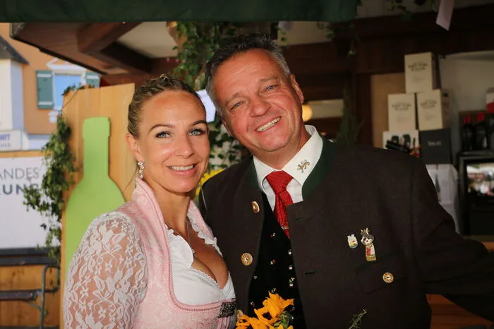 Klicken Sie sich durch die Bilder.