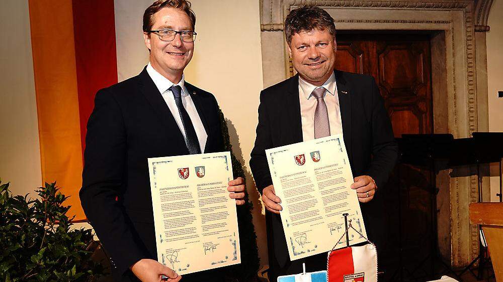 Bürgermeister Vladimir Prebilic und Gerhard Pirih
