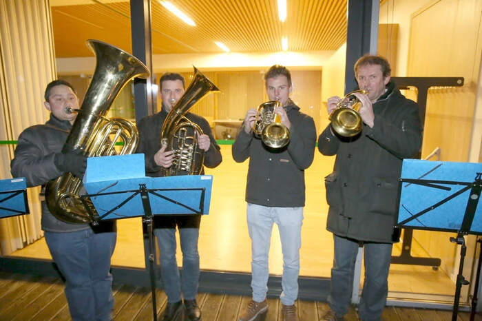 Mitgewirkt haben: Bläserquartett der Glantaler Blasmusik (Foto), Walter Brunner (Klavier), Heidi (Gesang) und Corinna Striednig (Querflöte) sowie die „Sonnenkinder“ unter Rudi Lechner.