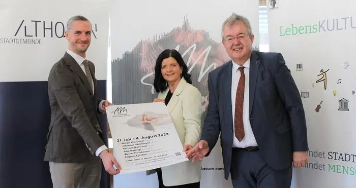 Hannes Fleischmann, Doris Hofstätter und Walter Zemrosser (von links) präsentierten die heurigen Meisterklassen