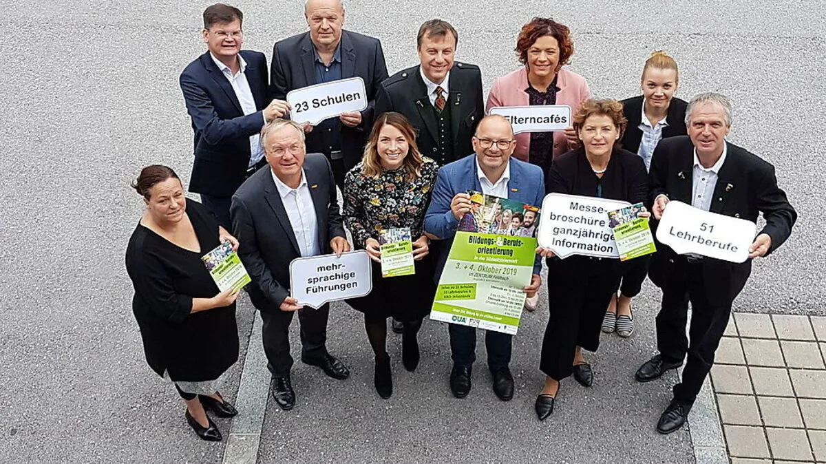 Landesrätin Lackner, Vertreter von Vulkanland, Wirtschaftskammer und Schulbehörde stellten BBO-Messe vor