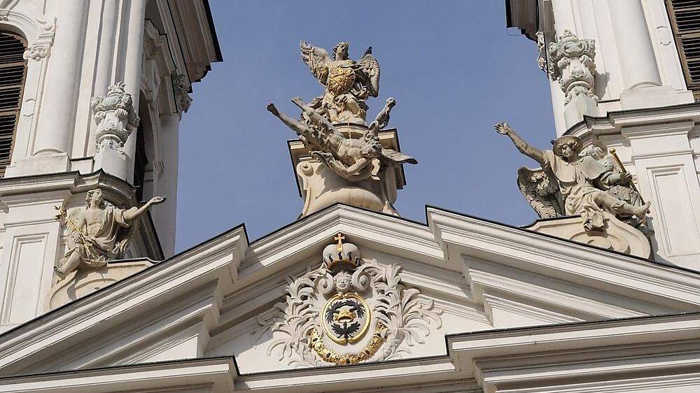 Portalfiguren der Mariahilferkirche in Graz