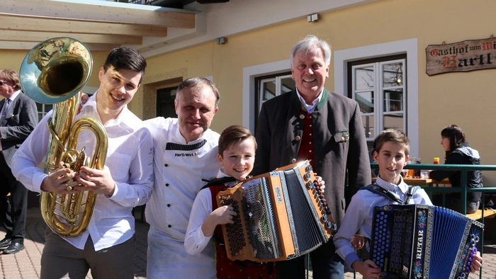 Ehrengast des Harmonikatreffens war Harmonika-Staatsmeister Gabriel Bürger (11) aus Ebenthal. Am Foto dritter von links.