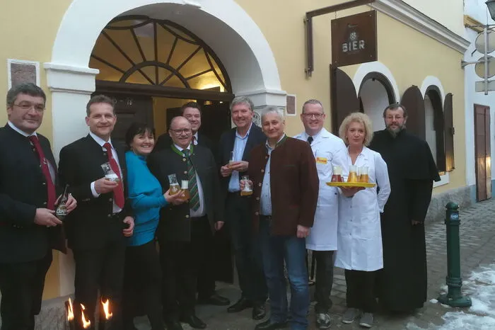 Diese wurde am 5. Jänner mit Vorstand, Geschäftsführung und Ehrengästen eröffnet und soll als neue Stätte der Begegnung zum Thema Bier dienen.