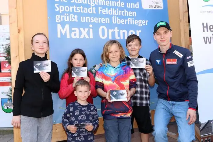 Bitte klicken Sie sich durch die Bilder!