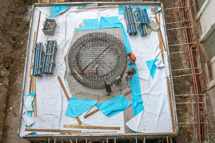 Das Fundament für den neuen Kamin wurde bereits betoniert