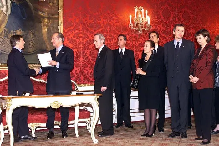 Angelobung Regierung Schüssel mit FPÖ im Februar 2000.