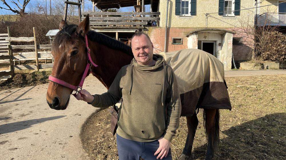 Die große Leidenschaft von Bauer Markus aus Riegersburg sind seine Pferde
