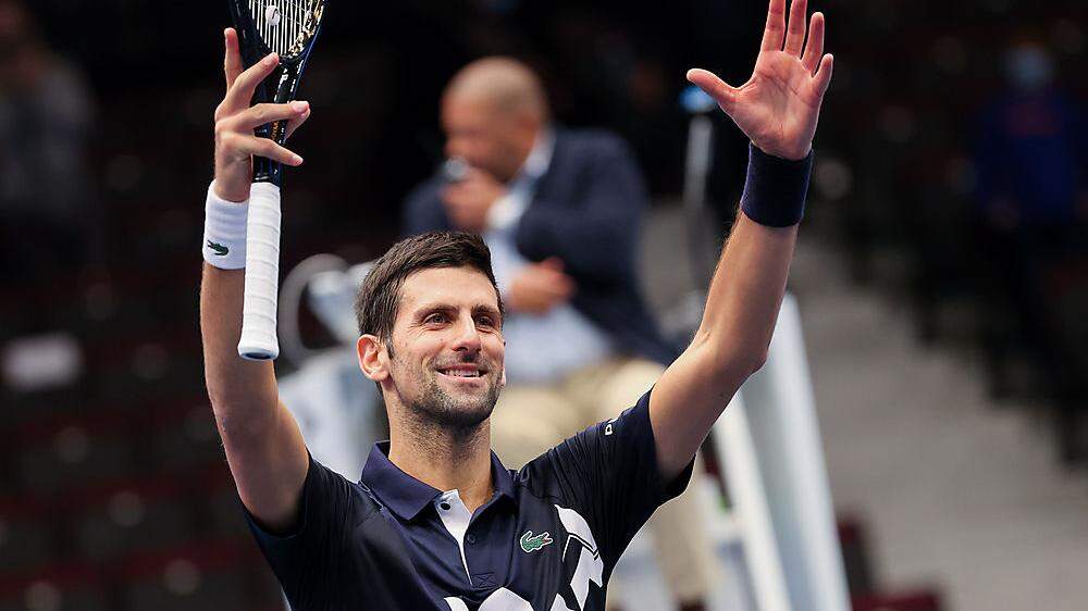 Novak Djokovic durfte nach zwei harten Sätzen jubeln.