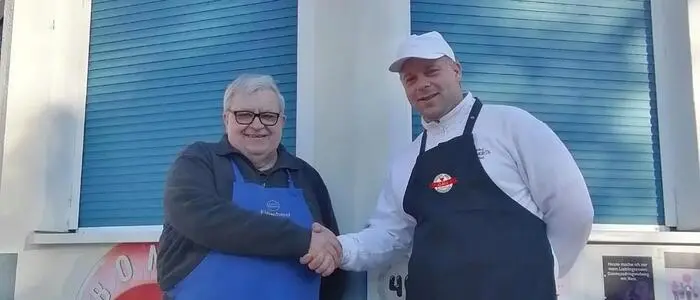 Am 16. Jänner übernimmt Lukas Pranger (r.) die Fleischerei von Alois Brunner mit Standorten in Jennersdorf und Minihof-Liebau