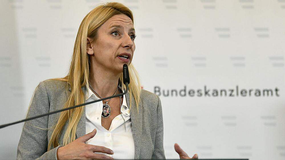  Auch Familienministerin Juliane Bogner-Strauß (ÖVP) äußerte sich kritisch.