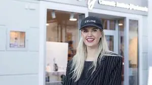 20.01.2024, Schladming, Steiermark, Österreich (Austria): Elisabeth Stocker ist Inhaberin der Hufschmiede, Kosmetikinstitut und Parfümerie in Schladming und Ramsau am Dachstein. 
Fotocredit: Martin Huber