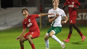 Wolfsberg (rot) oder Völkermarkt (grün-weiß): Wer wird Liga-Winterkönig?